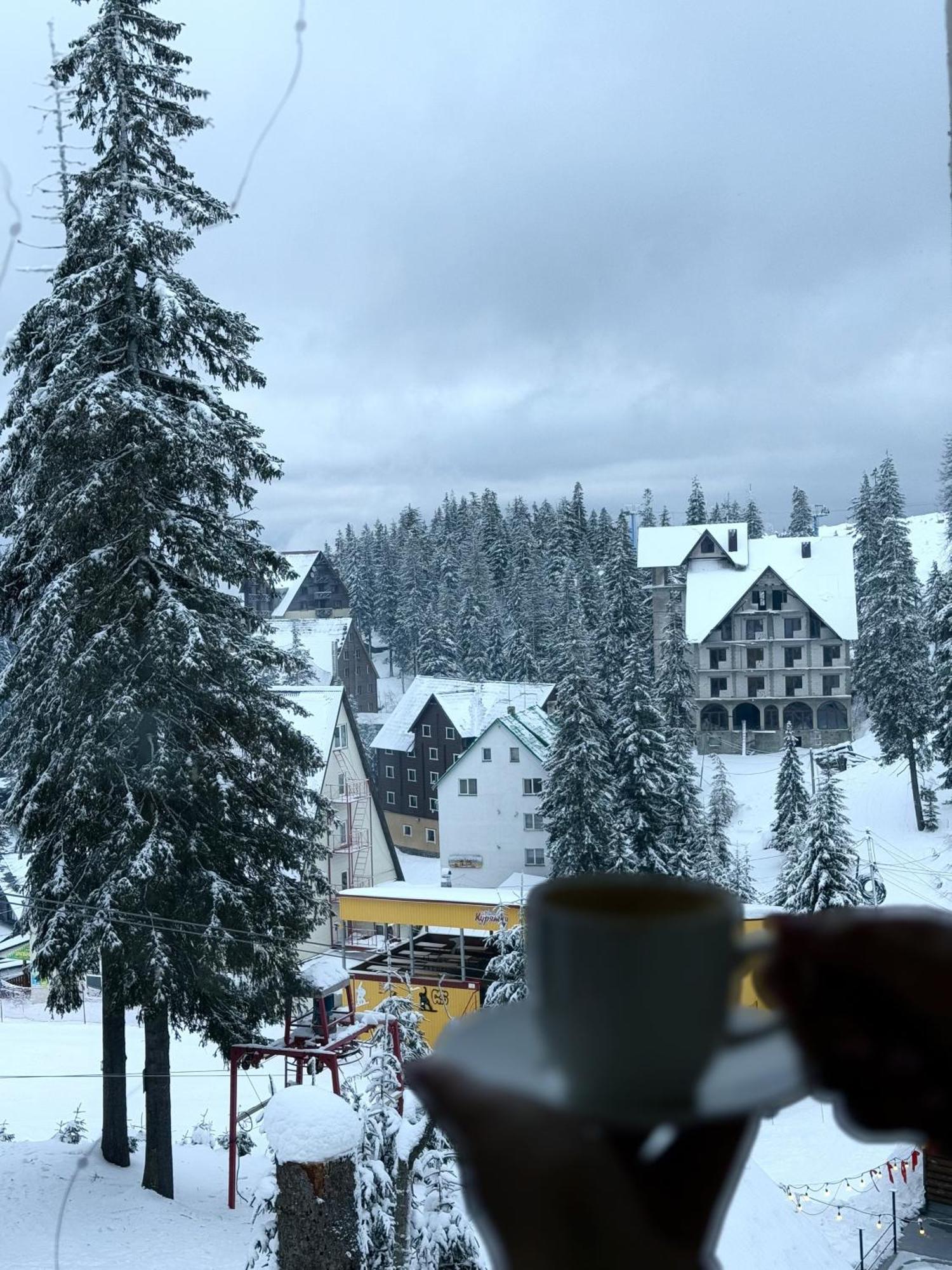 Маріна Драгобрат Hotel Buitenkant foto